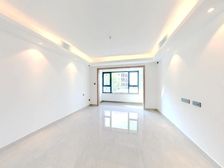 美的精装现房 通透三室 没住过 产权清晰 随时看房