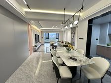 限时特惠!万象145平精装4房双主卧现房,南向高楼层。