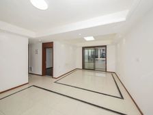 吴江松陵镇绿地江南华府3室2厅