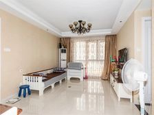 【核心卖点】此房产权已经满两年,高楼层可看海景,双阳台。