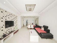 金域华府3室2厅 单价低