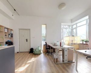 北街家园二区 4室2厅 329.33平