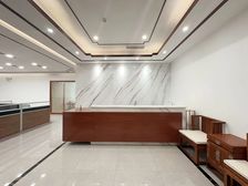 南城万科大厦332平高层写字楼!豪装5隔间!红木家私全齐!