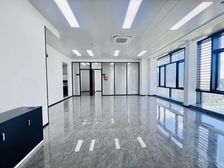 房东直租 超大落地窗 208平广州南站城轨50米