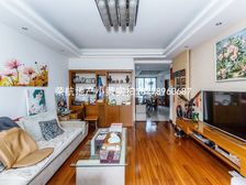 中心区,低于市场价,保利龙腾上园 180万 3室2厅2卫 精