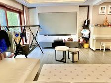 龙柏花苑新出独栋别墅,小区 安静位置,鸟语花香,看房方便!