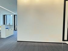 华联城市中心94平 全新装修带家私旁边是南油服装批发市场