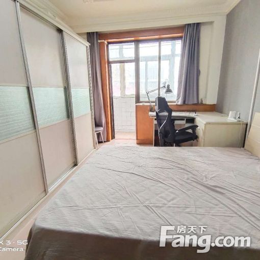 ���Ӻ����� 2��1��1�� 65ƽ��װ�� 6800Ԫ/�¼۸�� 