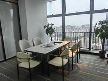 番禺汉溪长隆地铁口,保利大都会高层电梯口,556方,7间隔