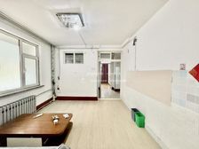 乐山小区南区 低于市场价出手 南上山街 育英 一楼 精装修