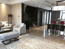 一线湖景叠加别墅,上叠带露台,还送总价240万起