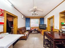 胥江 · 新沧花园 · 龙湖天街旁边,一楼带院子,出行方便。