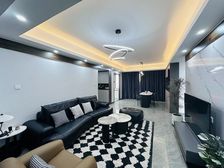 和富东成 送家私 精装修大三房未入住过 送车位 来电98折