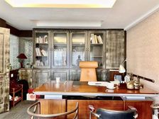 地铁口带露台!业主着急出租价格乱砍!6隔50卡位利用率超高!