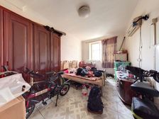 胜利大街育英 房龄新,位置优越,交通便利,采光好可贷款