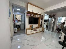 公司主营楼盘!新闵小区两室一厅送20平大花园!精装修拎包入住