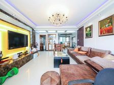 大平层三房,南北通透,小区靠河位置,采光充足,13号下南路站