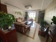 带车位 大宁山庄花园洋房 精装大三居 位置好 采光好无遮挡