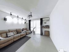 风荷曲苑 3室1厅 94.88平