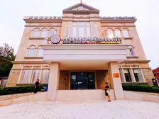 东三环独栋丶年100万丶可自用个人能买丶带停车场业主急售