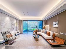 广州地铁·云城上品 送车位 南向 精装 中层 价格可谈