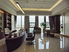 800平的办公室仅装修就花了300万,欢迎有实力有品位的企业