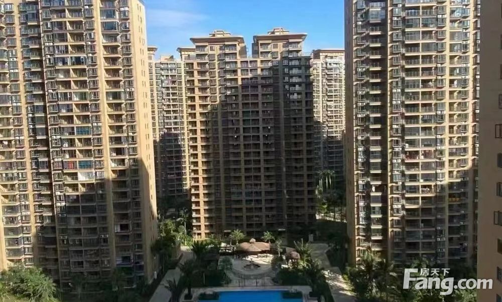 海南.琼海市(海城时代广场)73平米精装两房 特价68.9万