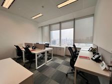 静安寺CBD商圈 会德丰50平精装小面积朝南 高端办公标杆