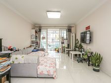 中星海上名庭三期南北通 送精装修 92.95平2居