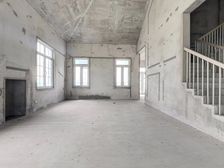 房东直卖:银丽高尔夫 4室3厅 680.69平