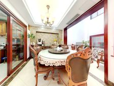 百分百真房源 春申湖畔纯别墅区 联排东边户 适合三代同堂居住