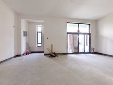 1.2叠加南入户南花园50平 三期房龄新 地下室不计面积