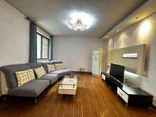 精装修南北两房,诚意售,价格可谈,看房方便,值得一看