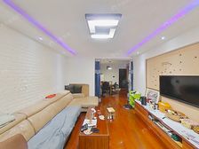 新出笋盘!中浩云花园双南大两房,满5v一诚意出售,随时看房!