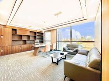 地铁 平安国际500平 多隔间接待豪装金融保险 外交办公