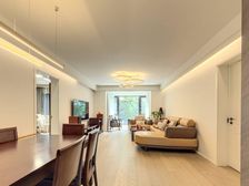 南北通飞机户型,一梯两户得房率,高百万精装,满五年