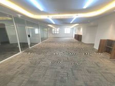 二大街地铁旁 597平国企自持 24空调整层 含票