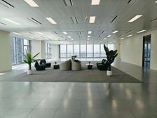 汉溪长隆站 耀胜新世界 写字楼招租 面积145方起 可任意隔