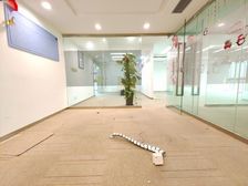 6号线地铁口 银海大厦200方带装修 可望江 方正实用即用