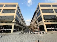 天河客运站旁创兴港全新精装办公室和商铺出租 招各类餐饮茶饮