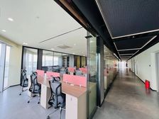 天河智慧城万科广场556平米全新带装修带家私出租拎包入住