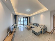 经开公园旁正荣府精装四室两厅两卫业主诚心出售!