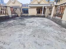 处理卖! 二街联排 !已搭建好!带花园平台!有电梯!