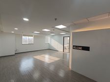 正市中心 双地铁口 东方广场 127平精装3加1格局带家具