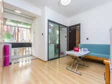 潜龙花园1房1厅诚心出售