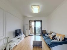 金湖听语 3室2厅 117.37平次新小区诚心卖