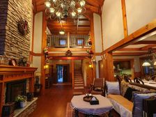 延庆原乡美利坚 山上别墅 环境优美 夏季避暑