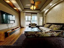 (老业主委托,独有)(婚装30万,保养新)(送家具家电车位)