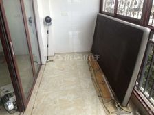 金湖广场南湖边三美南湖名都广场 175万 3室2厅2卫