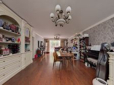 长河湾一层的房141.51平米精装南北3室2厅2卫品质电梯房